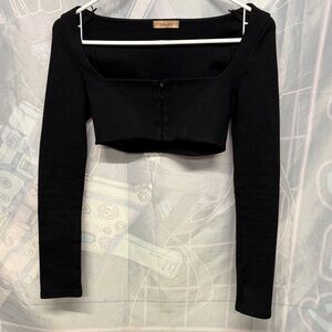 Elegant Black Long Sleeve Crop Top
